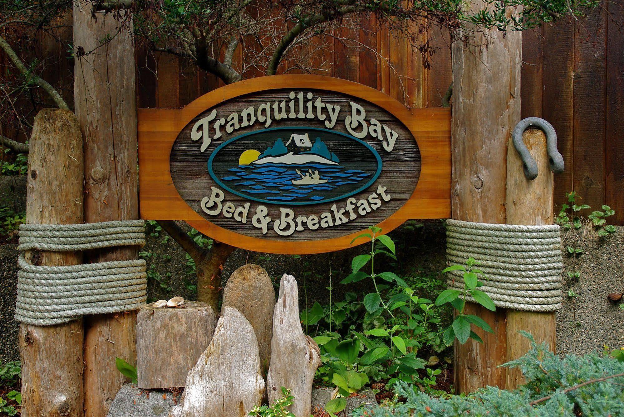 Tranquility Bay Waterfront Inn Sechelt Exteriör bild