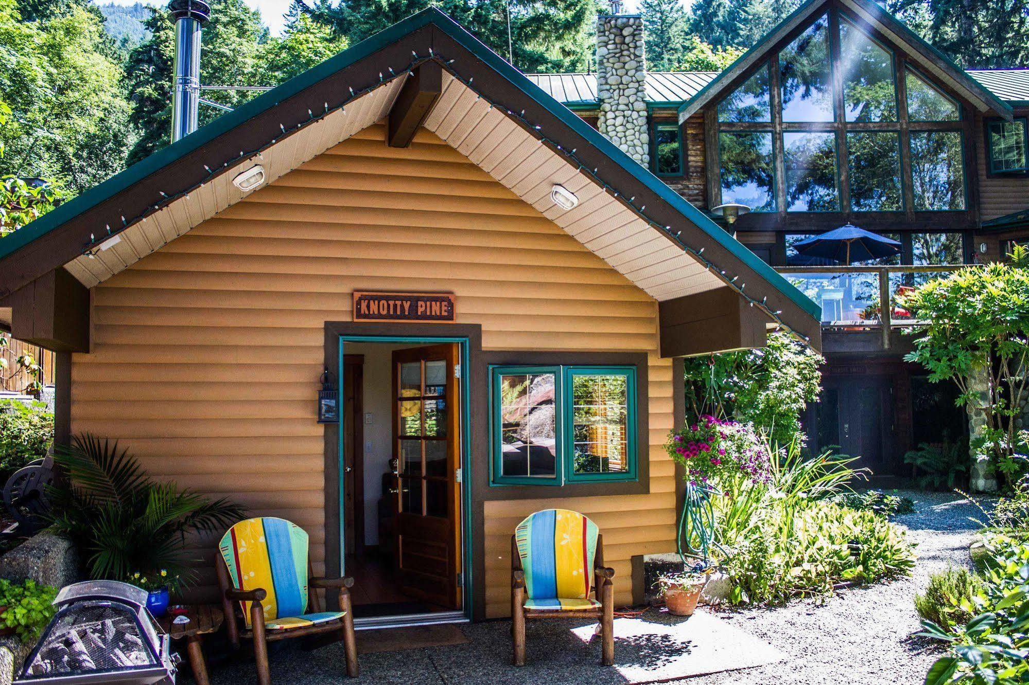 Tranquility Bay Waterfront Inn Sechelt Exteriör bild